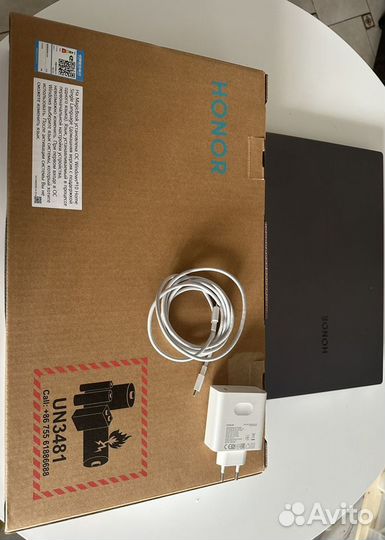 Ноутбук Honor MagicBook X 15 i3 8/256 Gray