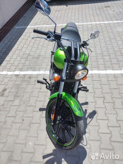 Продаётся круизер Kawasaki vn900c 08/2013 2500км