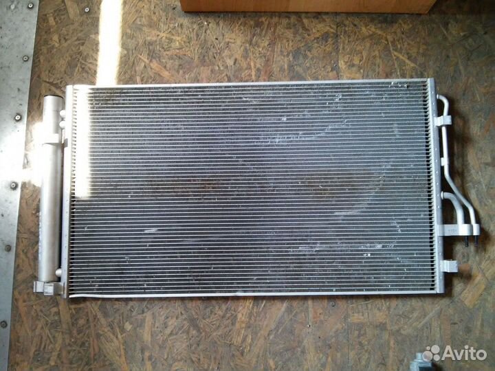 Радиатор кондиционера Kia Sportage 3 2013 г