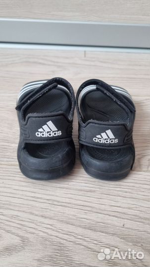 Сланцы adidas детские