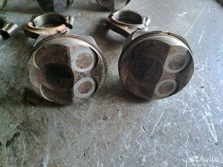 Поршень с шатуном на BMW E65 E66