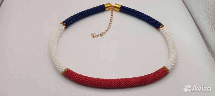 Колье жгут из бисера