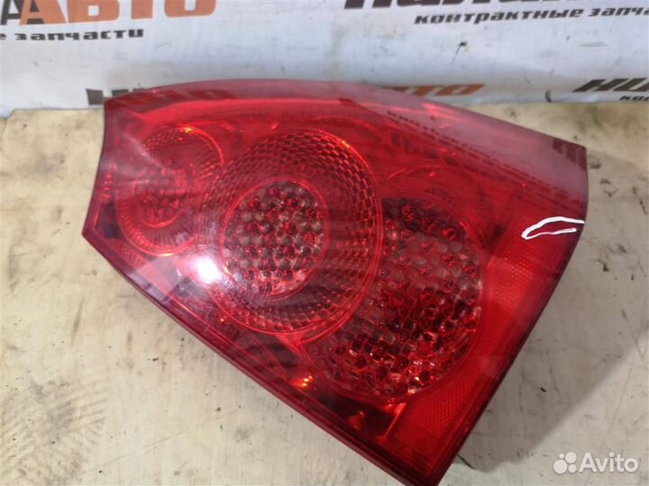 Фонарь правый Пежо 307