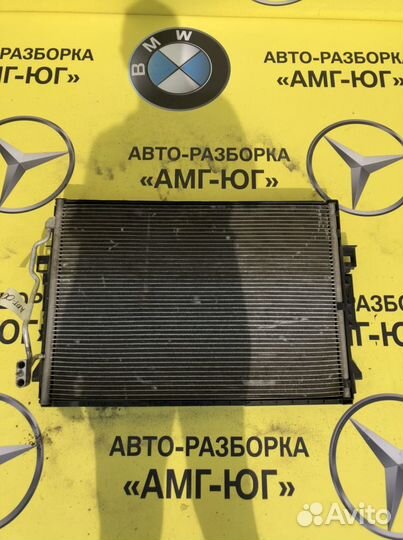 Мерседес W221 S221 S-class Радиатор кондиционера