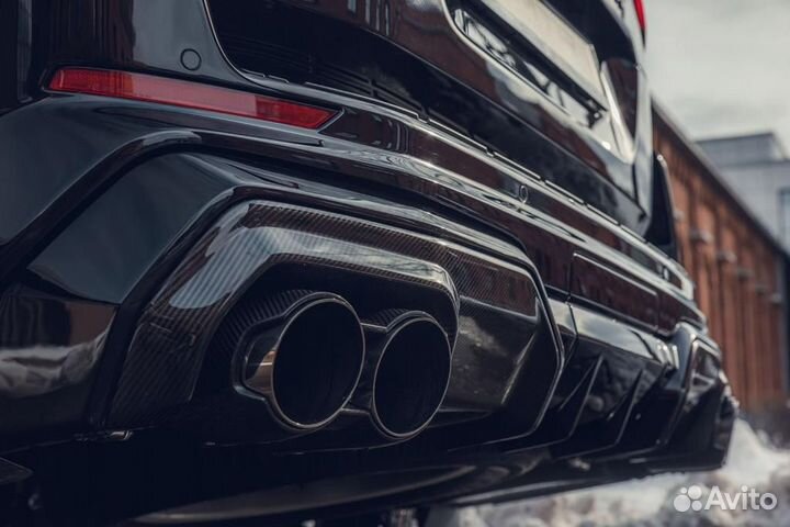 Обвес на Land Cruiser 300 MTR design