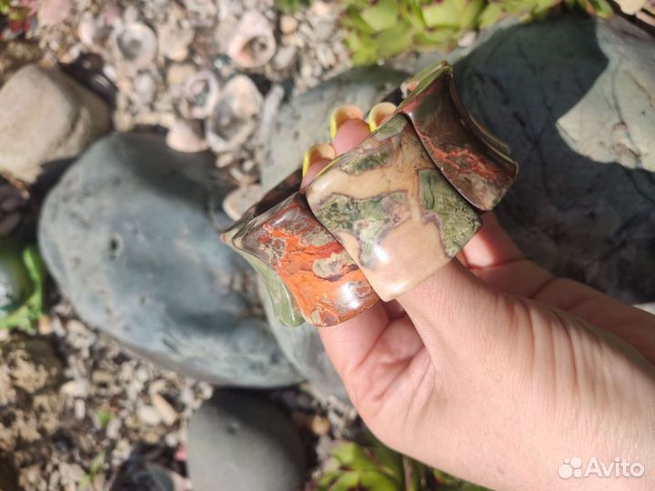 Браслет яшмовый. Новый. Натуральный камень
