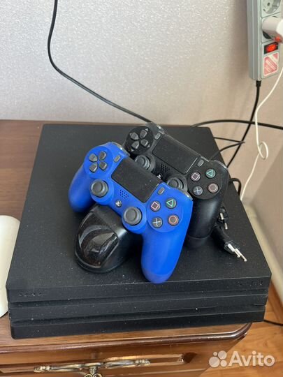 Sony PS4 pro 1tb