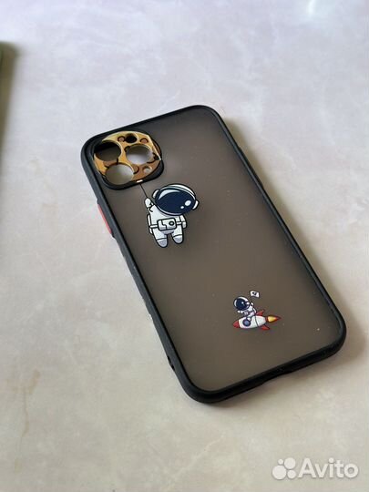 Чехлы на iPhone 11 pro