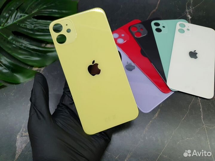 Задняя крышка на iPhone