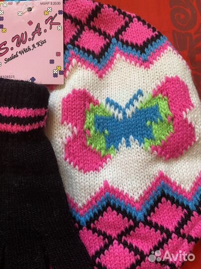 Шапка шлем для девочки новая с перчатками