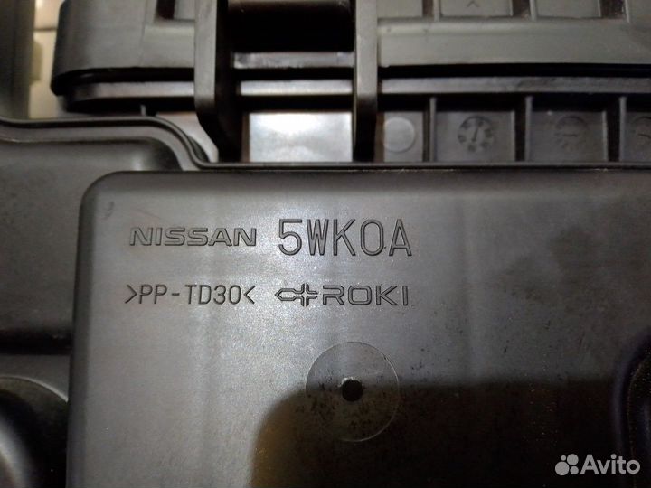 Корпус воздушного фильтра (Nissan Note)