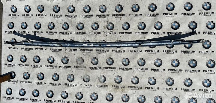 Декоративная планка крышки багажника G01