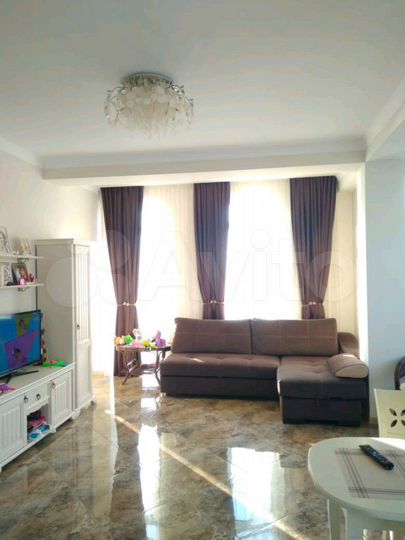 2-к. квартира, 60 м², 10/12 эт.