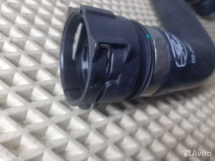 BMW F10 N47 Патрубок радиатора