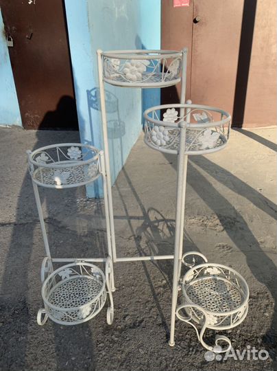 Подставка для цветов