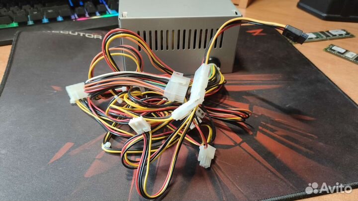 Блок питания 300W Favourite