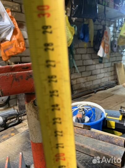 Подставка для автомобиля