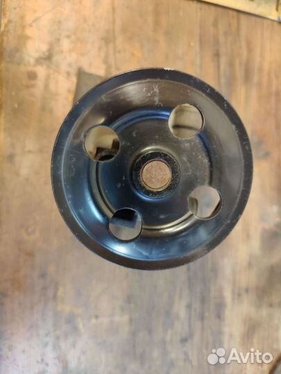 Водяная помпа Suzuki grand Vitara 2.4