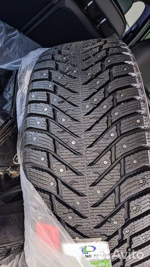 LingLong Green-Max Winter Grip 245/45 R20