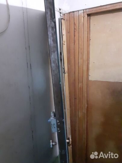 Продам старую железную дверь СССР