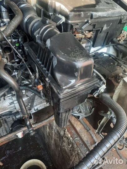 Citroen C5 (1) 2.2D.корпус воздушного фильтра