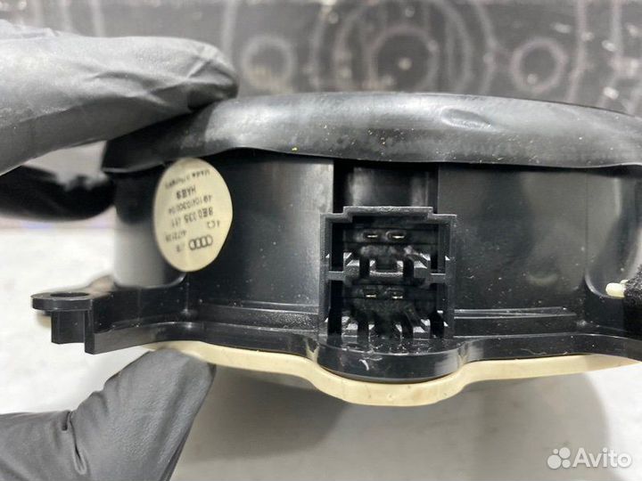 Динамик Audi A4 B6 ALT 2004