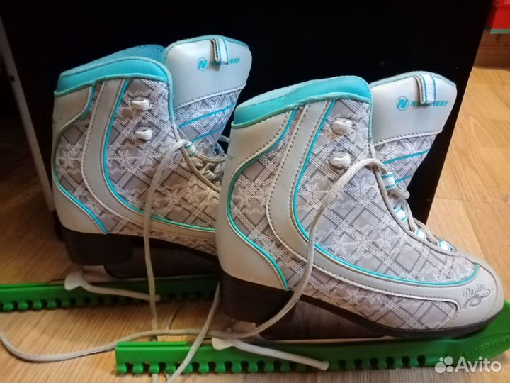 Коньки фигурные, б/у