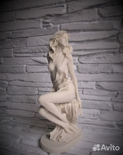 Статуэтка Девушка красивая фигурка из камня 32см
