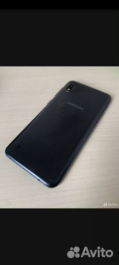Samsung Galaxy A10, 2/32 ГБ