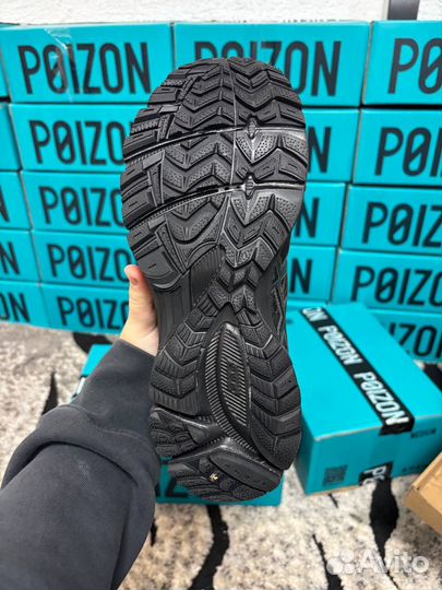 Asics Gel-Kahana 8 черные оригинал poizon