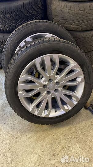 Комплект оригинальных колес Range Rover