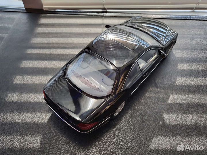 Коллекционный Mercedes Benz CL600 1/18 AutoArt