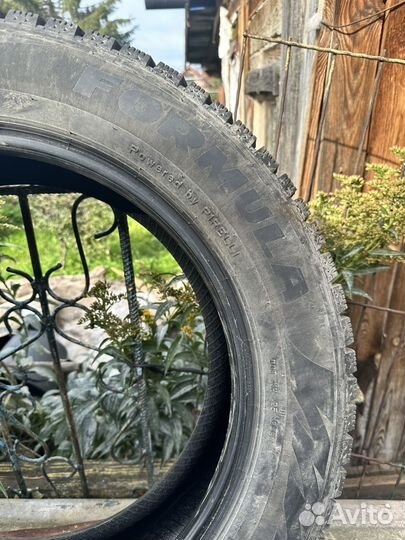 Pirelli Formula Ice 225/60 R18 104