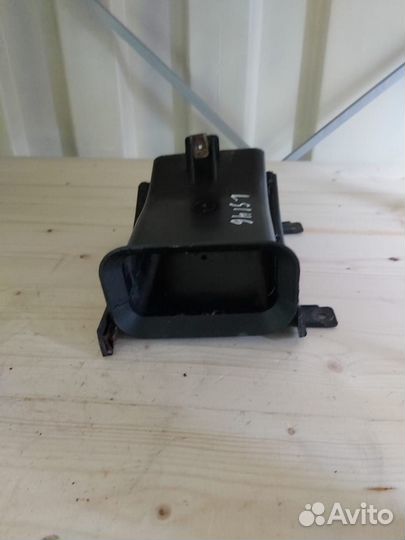 Воздуховод правый BMW 5-серия E60/E61