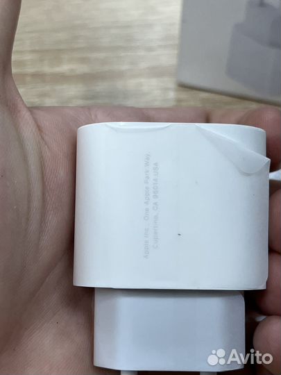 Блок питания Apple 20W USB-C