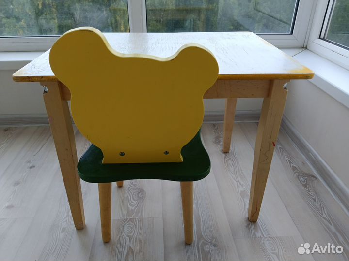 Детский стол и стул