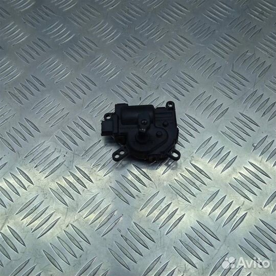 Моторчик заслонки печки Ford Focus 2 1.4 asdb 80