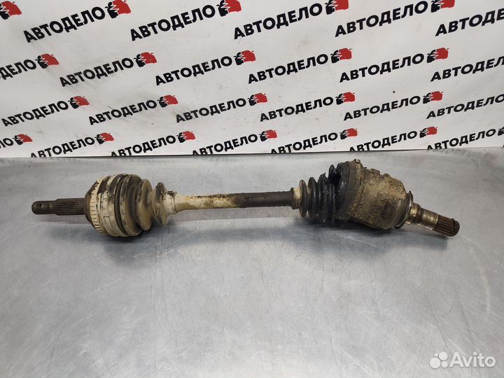 Привод левый Toyota Camry SV30 1991 г.в