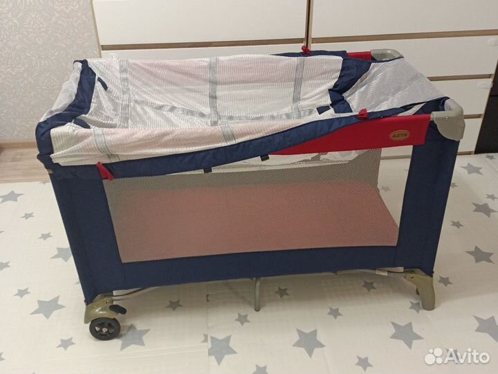 Детская кроватка манеж складная с матрасом