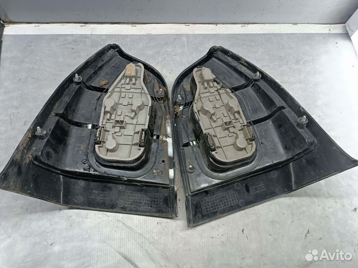 Фонарь задний Nissan Primera p10