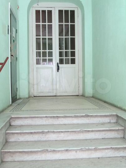 Комната 34 м² в 6-к., 3/3 эт.