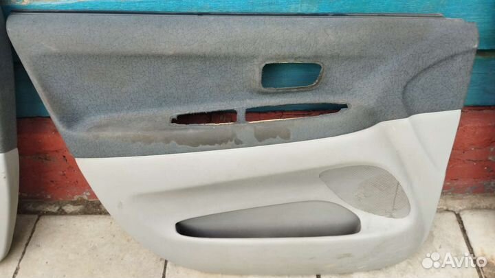 Дверные карты toyota nadia