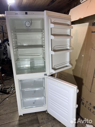 Холодильник Liebherr