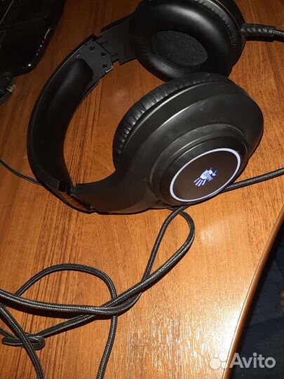 Игровые наушники