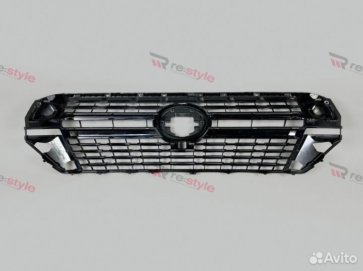 Решетка радиатора Land Cruiser 200 с16г B2928