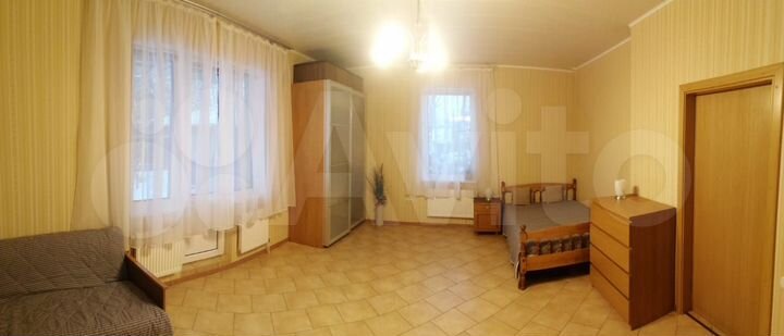 Дом 180 м² на участке 4,7 сот.