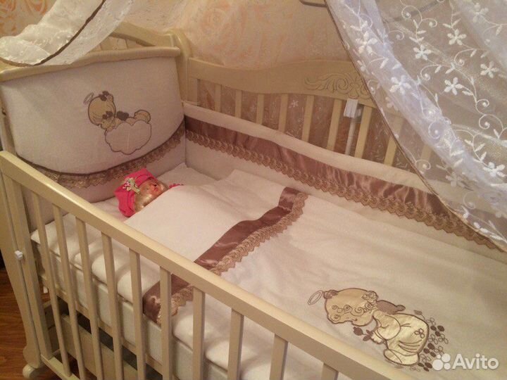 Бортики и балдахин в кроватку