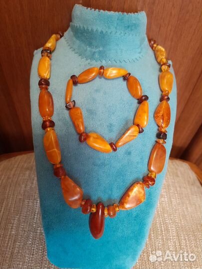 Бусы и браслет из янтаря