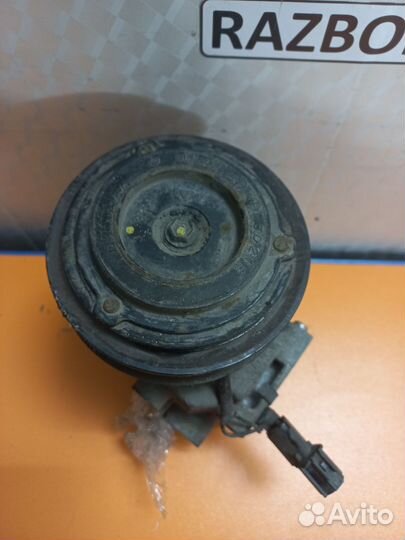 Компрессор кондиционера Hyundai Solaris 1