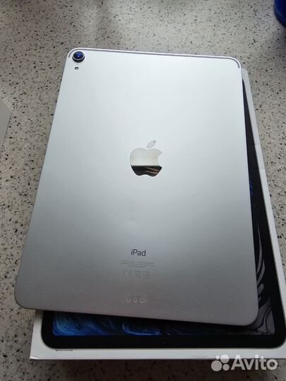 iPad pro 11 64gb